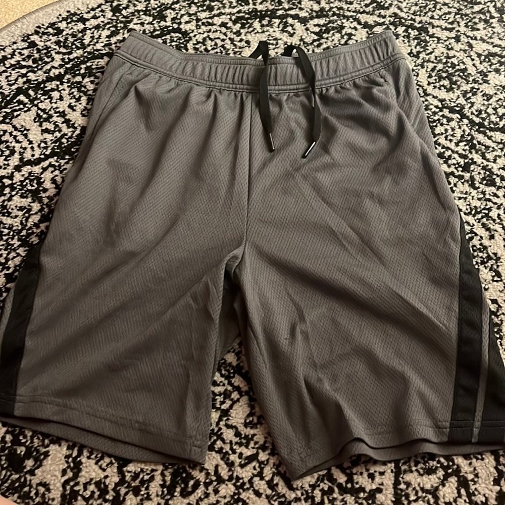 Gray men’s basketball shorts